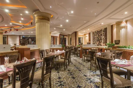 Shanghai Huating Boutique Hotel Отели в г. Санья