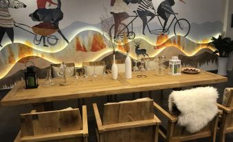 Colour Star Hotel (Chongqing Nanbin Road) - Housity