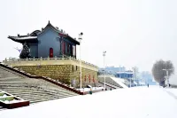 Yu De Hotel Hotel di Hequ County
