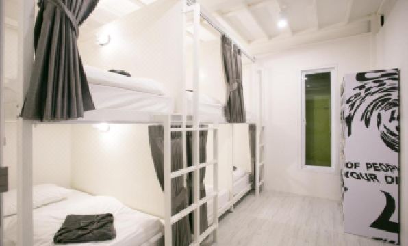 The Street Hostel Koh Lipe - Adult Only