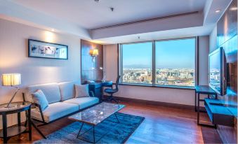 Jingguang Center Apartment Hotel