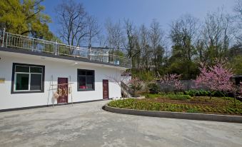 Yue Ke Home (Huangshan High Speed Railway North Station)