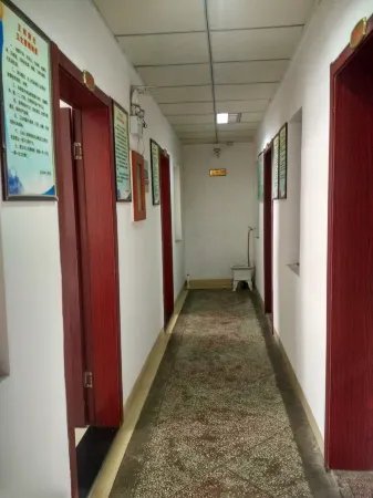 Feixi Wangci Hotel (Sanhe Ancient Town Scenic Area) Отели рядом с достопримечательностью «Yang Zhenning Former Residence»