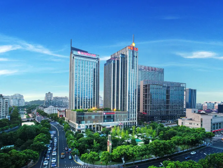 Hangzhou Bay Universal Hotel