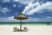 Sunrise Attitude Hotels in Quatre Cocos