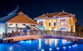 The Royal Family Suite by Memoire Palace Resort & Spa