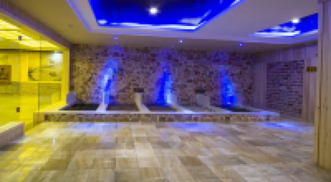 Jinze Hotel