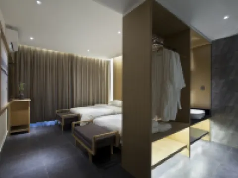 Lodging Hotels in Xiuwu