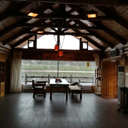 Beiji Renjia Hotel