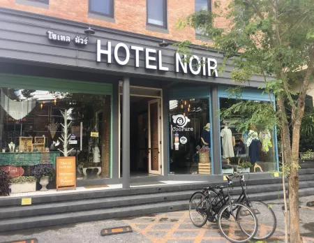 Hotel Noir