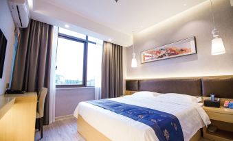 Lingxiu Theme Hotel (Ma'anshan East Station Olympic Sports Center Branch)