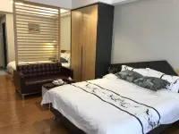 Yuehui International Apartment - balcony
