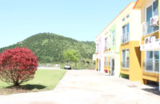 拒文岳青年旅館