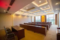 Hewitt Grand Hotel Hotels in Huarong