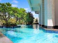 三亚湾十八渡蓝度假酒店 - 室外游泳池