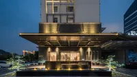 Jade Crystal Hotel (Taizhou Ocean Plaza)