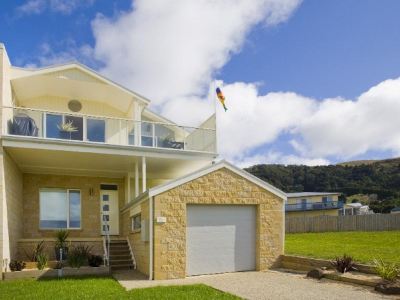 2 Views Townhouse