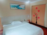 珠海龙域酒店 - 休闲舒适大床房