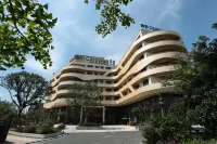 Campanile Hotel (Huzhou Taihu Lake Resort) Hotels in Taihu National Tourism Resort/Taihu Lake Longemont Paradise