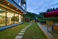 拾溪精品客棧（珠海海洋王國店） 荷包島附近的飯店