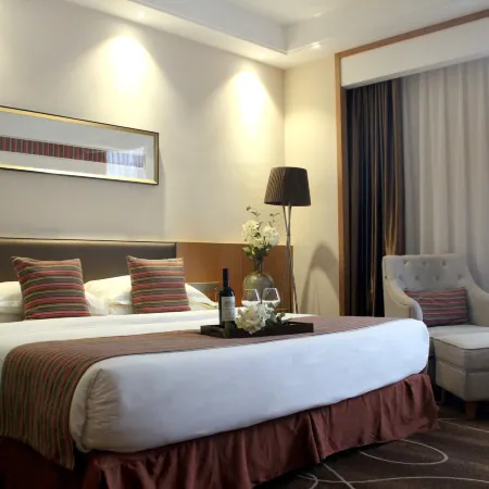 Sunshine Hotel