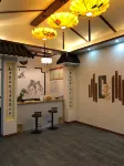 Longshan Qindu Jiayuan Hotel