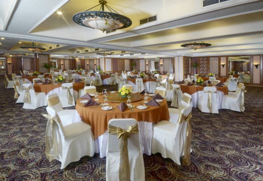 더 자야카르타 SP 호텔의 수영장 이미지