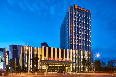 Wanda Realm Qiqihar Hotel dekat Qiqihar University Middle Area