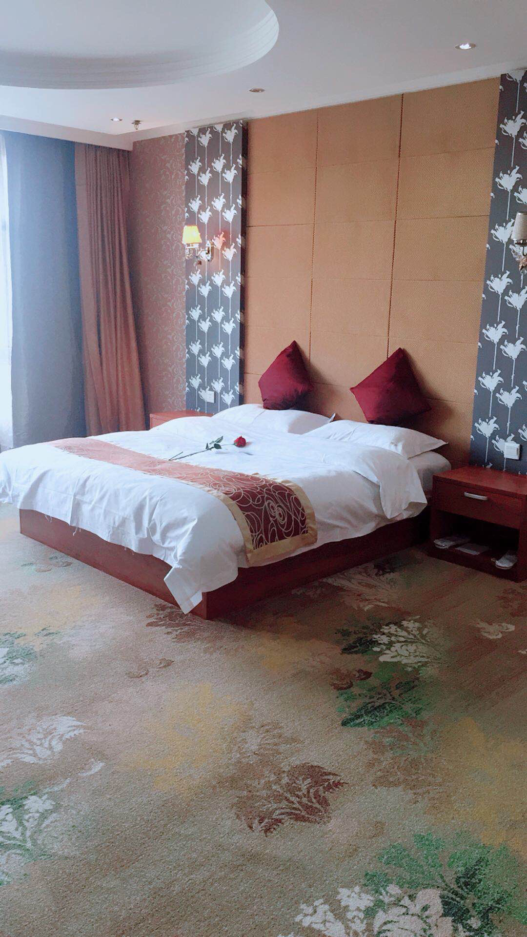 Jin Yue Business Hotel Over view