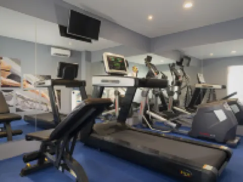 Batiqa Hotel Darmo - Surabaya Hotels in Wonokromo