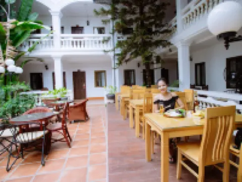 โรงแรมมาลีน้ำพุ โรงแรมในเวียงจันทน์