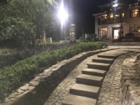 長興知秋民宿 鄰近十里古銀杏長廊的酒店