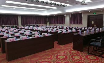 Qingfeng Hotel