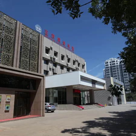 Wujiaqu Yingbin Hotel