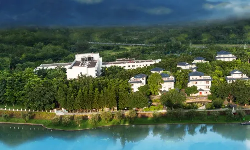 Wenxuan Garden Hot Spring Resort Hotel