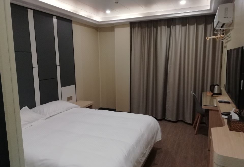 Yishan Business Hotel Images