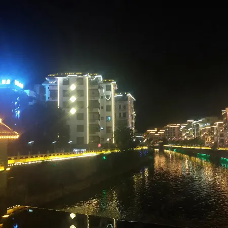 U Mi Hotel