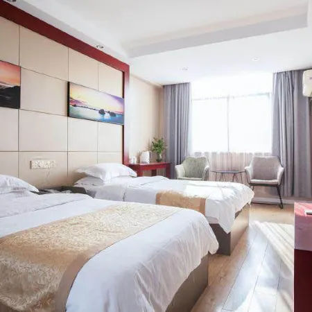 Happy Road Inn Chain Hotel (Huaibei Railway Station)