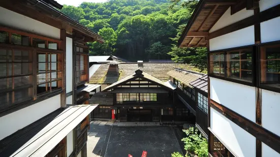 Houshi Onsen Chojukan