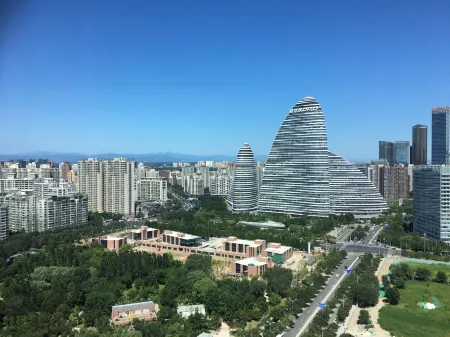 Byside Hotel (Wangjing SOHO Futong Subway Station)