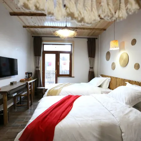 Linzi Cottage