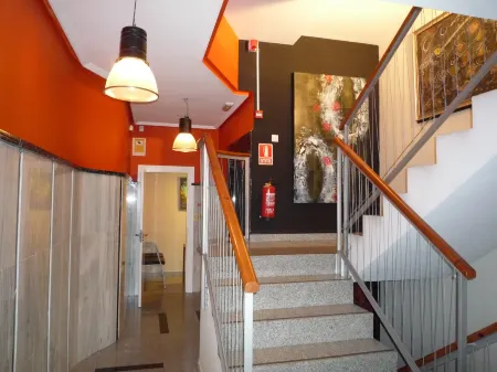 Apartamentos León Отели в г. Comarca de Leon