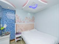上海朵蓝概念酒店 - 时尚双床房(无窗)