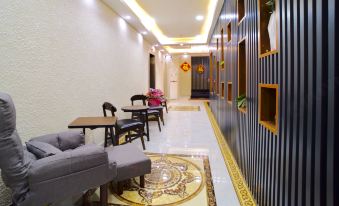 Zhiying Star Travel Collection Hotel (Zhujiang New Town Wuyangyu Subway Station)