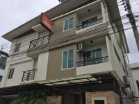 วีว่า เรสซิเดนซ์ โรงแรมใกล้วัดอุโมงค์