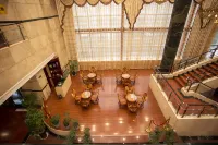 Runhua Junyue Hotel Hotels in Xin'an