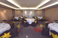 FOX Hotel Pekanbaru Hotels in Pekanbaru