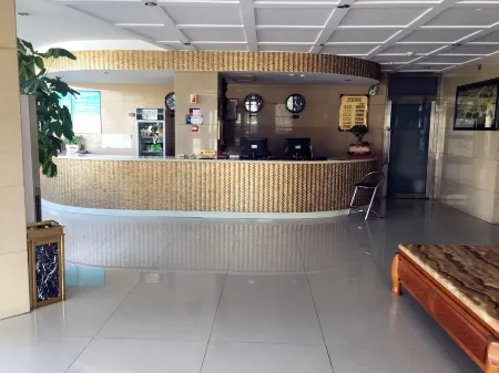 Alxa Zuoqi Zhonghua Road Xincheng Hotel Отели в г. Алашань-Цзоци