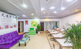 New Century Hotel (Yangshuo West Street Park) - Housity