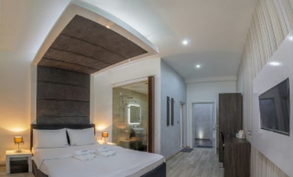 Central Park Residence